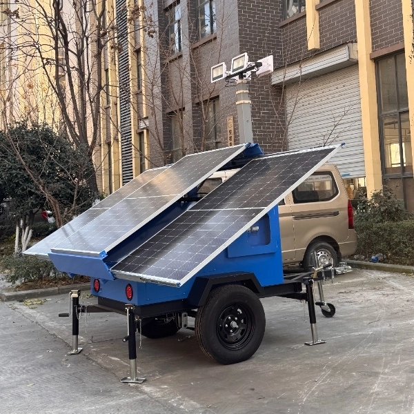 Tour d'éclairage solaire à LED